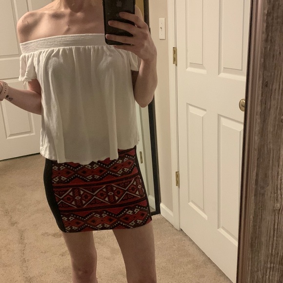 Thick pencil skirt - Picture 2 of 3